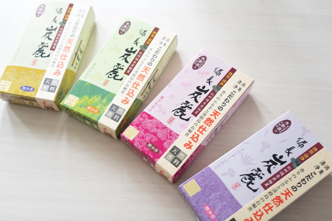 梅薫堂の備長炭麗シリーズのパッケージ